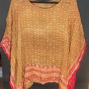 Women's Paisley Print Top - Red and Gold